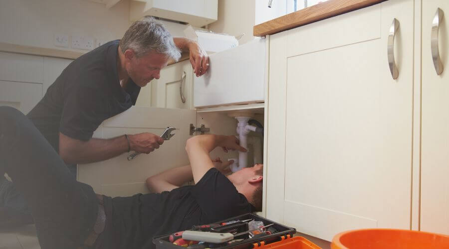 Professional burst pipe repair services in Pleasanton, TX